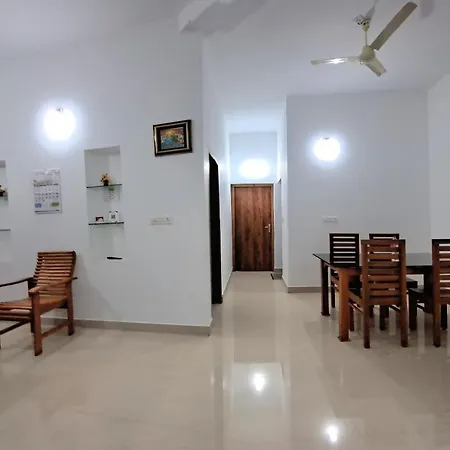 Pearl Inn Kottakkal Exterior photo