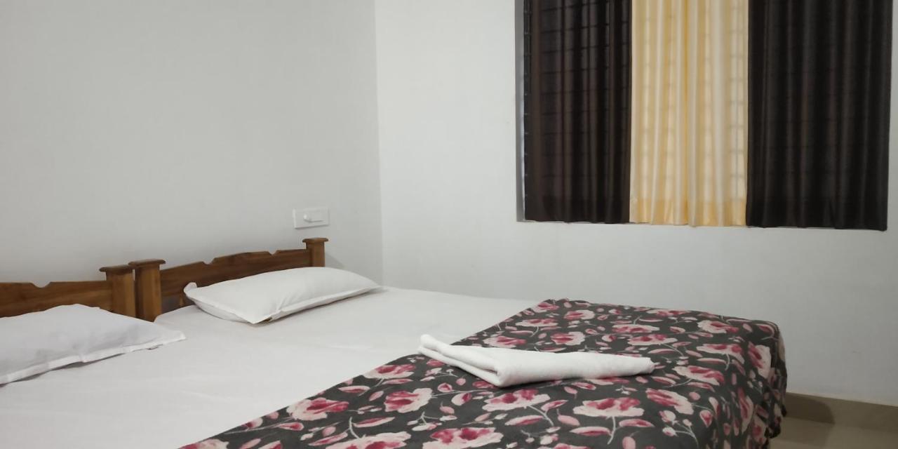 Pearl Apartment *